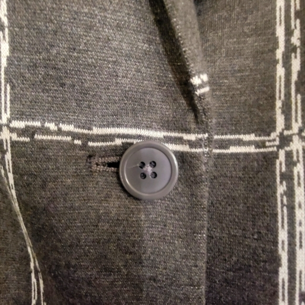 Jacket - Picture 2 of 4